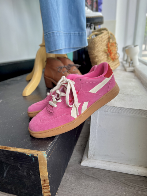 Reebok  Size 8.5 Shoes