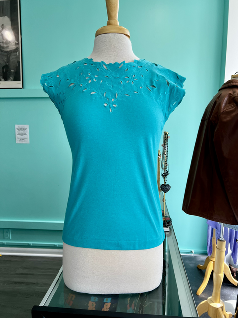 Jade  Size M Tops