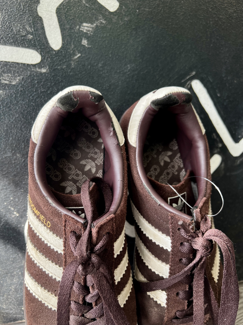 ADIDAS  Size 8 Shoes