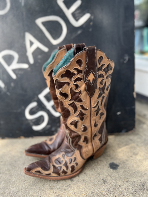 Corral  Size 7 Shoes