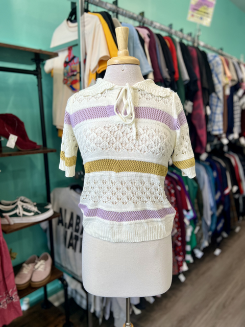 Hem & Thread  Size M Tops