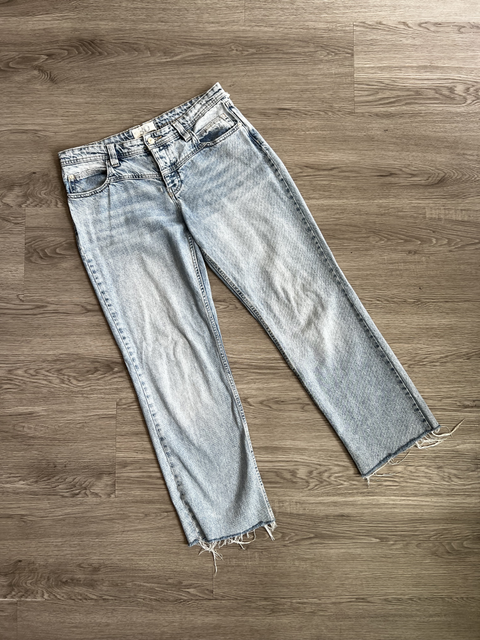 We The Free  Size 30 Bottoms