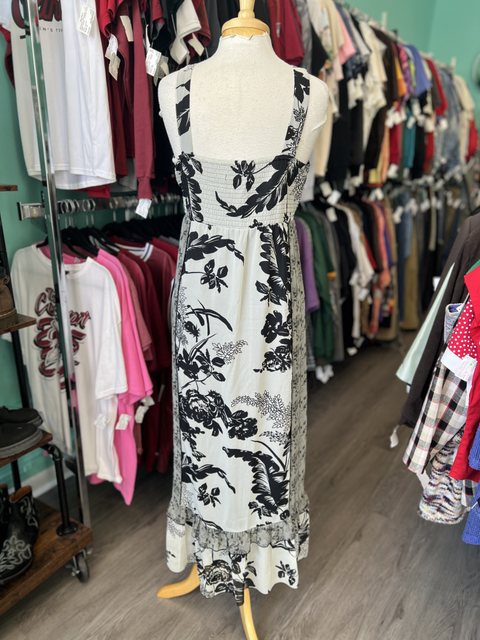 Jonathan Martin  Size 12 Dresses