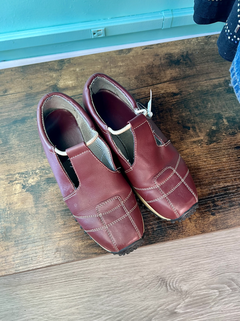 NINE WEST  Size 9 Shoes