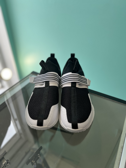 Nike  Size 8 Shoes
