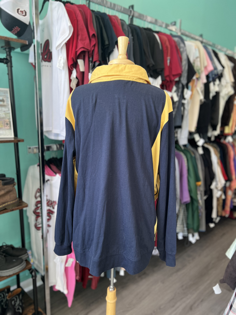 Looney Tunes  Size 26/28 Tops