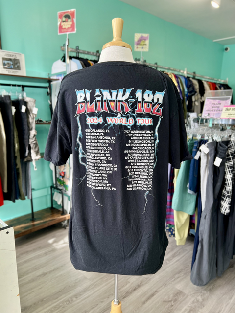 Blink-182  Size XL Top
