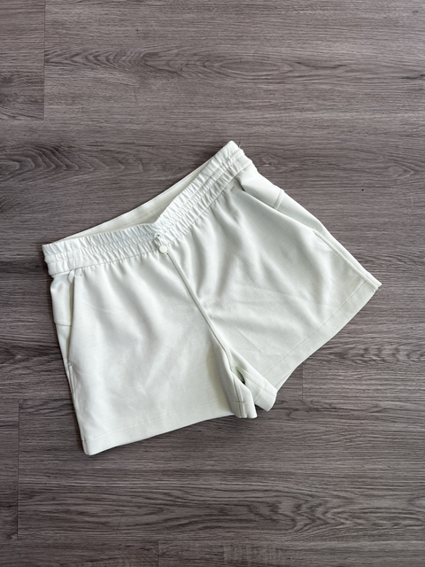 Lululemon  Size 6 Bottoms