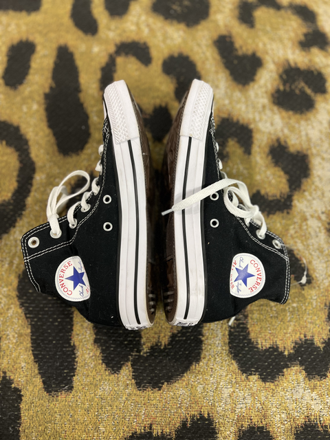 Converse  Size 7.5W/5.5M Shoes