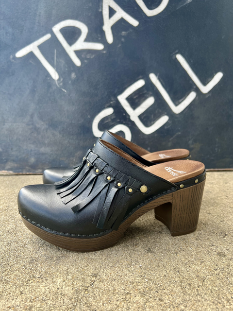 Dansko  Size 5.5/6 Shoes