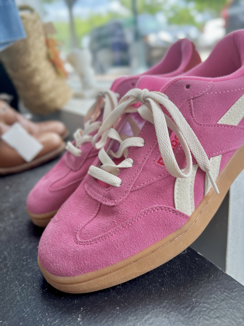 Reebok  Size 8.5 Shoes