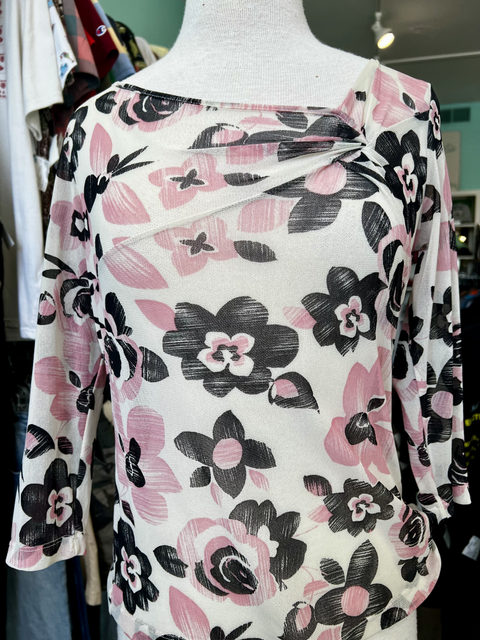 New York & Co.  Size M Tops