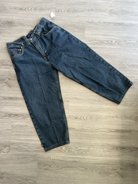 Tommy Hilfiger  Size 36/32 Bottoms