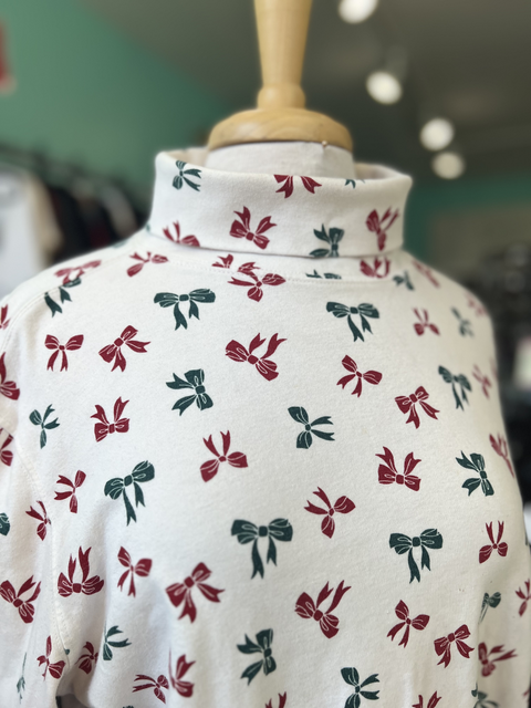 Holiday Editions  Size XXL Tops