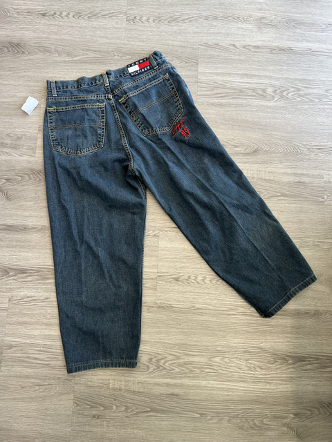 Tommy Hilfiger  Size 36/32 Bottoms
