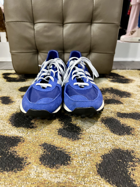 ADIDAS  Size 10 Shoes