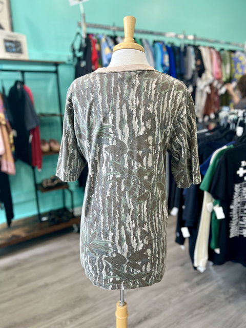 RealTree  Size L Tops