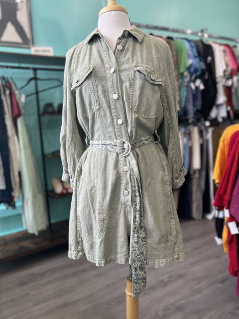 Pilcro  Size L Dresses