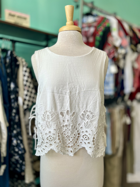 Future Collective  Size XXL Tops