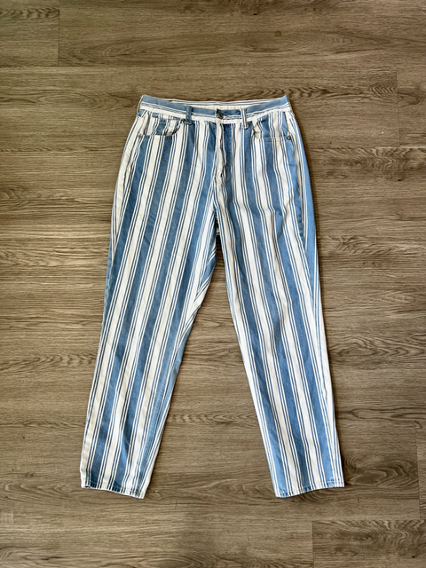 American Eagle  Size 10 Bottoms