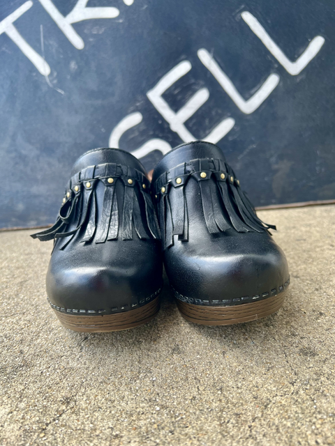 Dansko  Size 5.5/6 Shoes