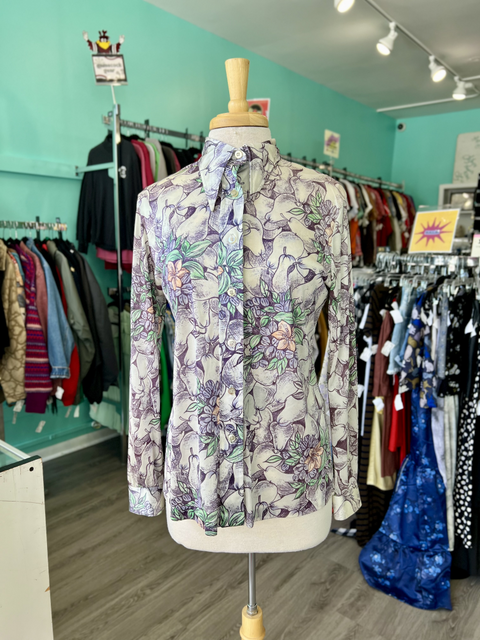 Size M Tops