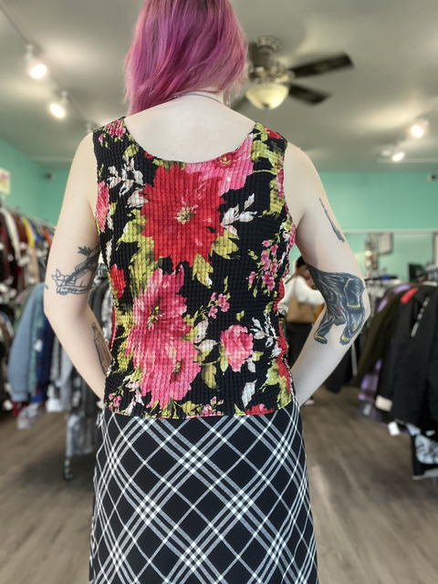 Impressions  Size L Tops