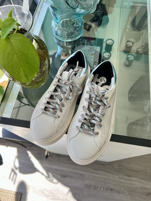 P448  Size 6.5 Shoes