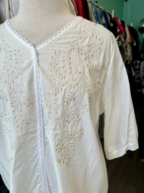 Jin Yi Shang  Size 2XL Tops