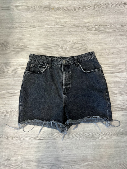 BDG  Size 32 Bottoms