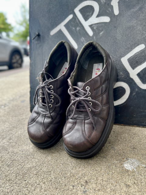On Your Feet  Size 9 Shoes