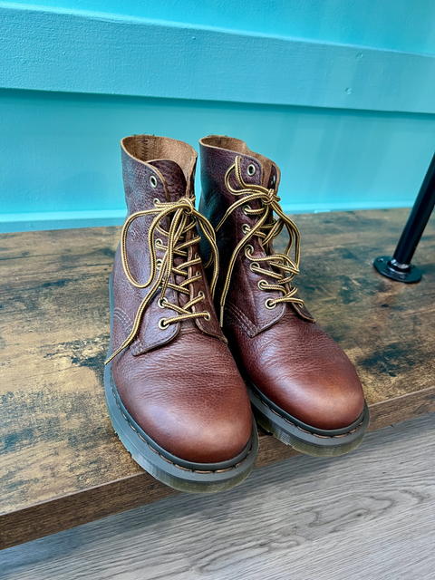 Dr. Martens  Size 8M/9.5W Shoes