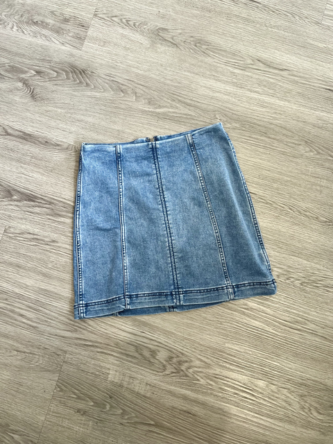 Free People  Size 6 Bottoms