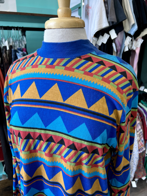 Cotton Club  Size L Tops