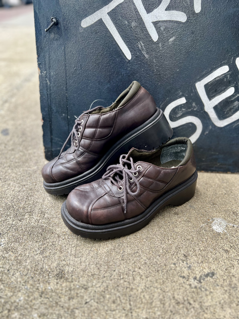 On Your Feet  Size 9 Shoes