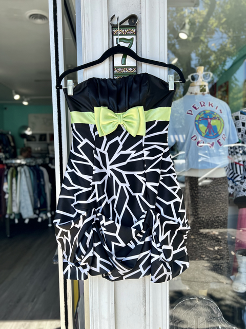 Jessica McClintock  Size 3 Dresses