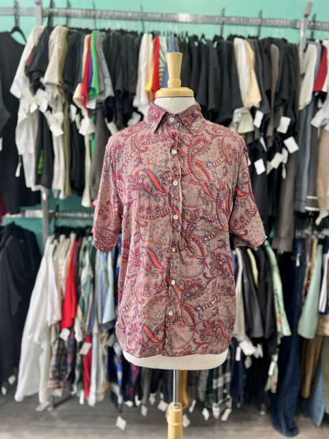 Earthbound  Size M Tops