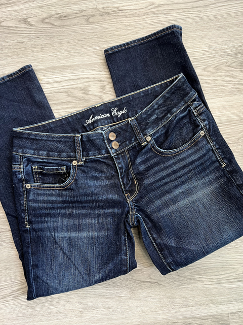 American Eagle  Size 6 Bottoms