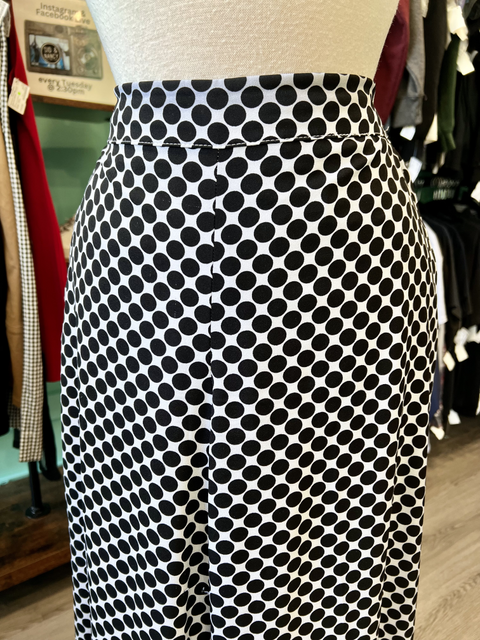 New York & Co.  Size L Bottoms