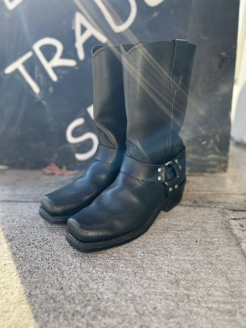 Durango  Size 8 Shoes