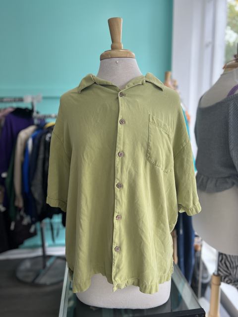 Tommy Bahama  Size L Tops