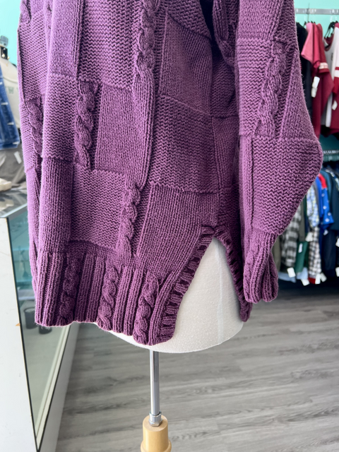 Yarnworks  Size M Tops
