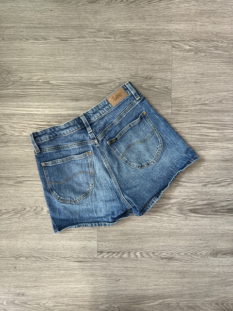 Lee  Size 28 Bottoms