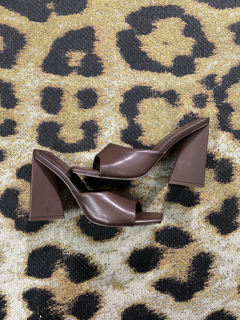 Olivia Jaymes  Size 10 Shoes