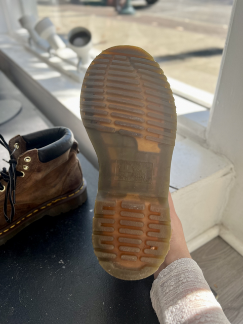 Dr. Martens  Size M7/W8 Shoes