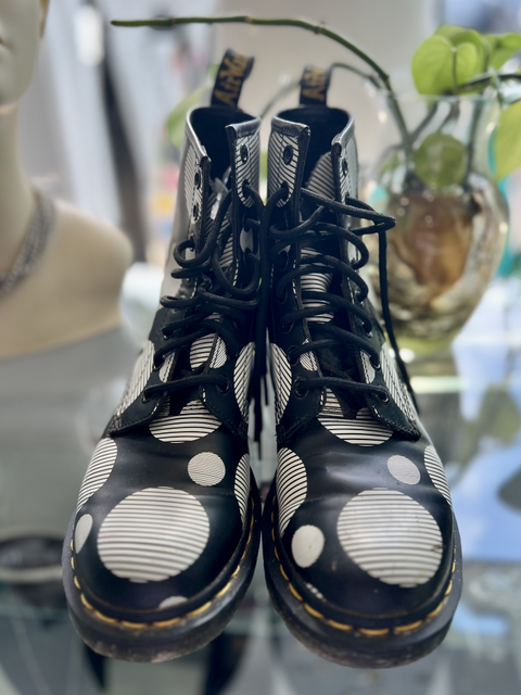 Dr. Martens  Size 7 Shoes
