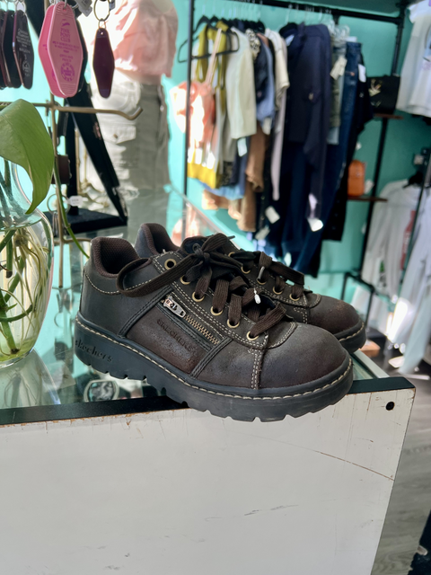 Sketchers  Size 6 Shoes