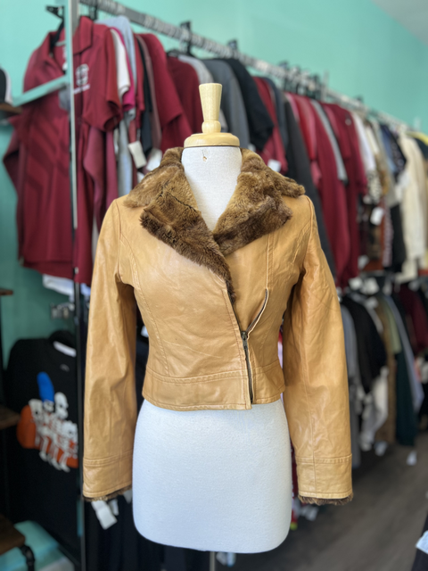 Wendy Hil  Size S Jackets