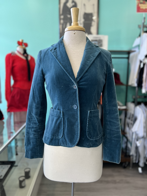 GAP  Size 2 Tops