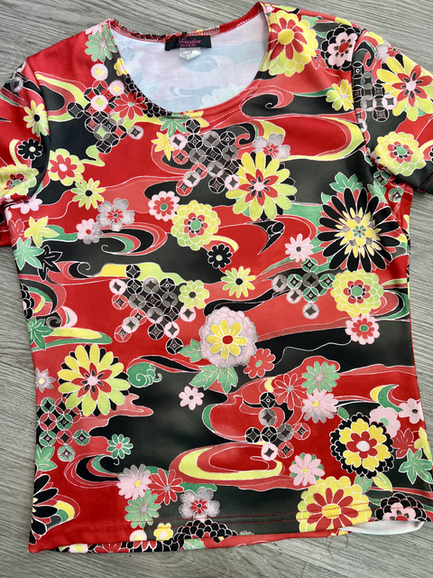 Freedom Fashions  Size M Tops